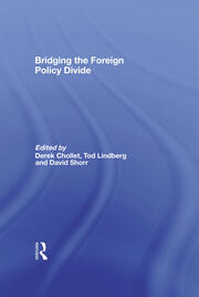Bridging the Foreign Policy Divide book cover
