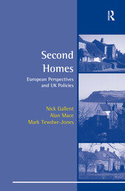 Second Homes: European Perspectives and UK Policies book cover