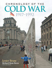 Chronology of the Cold War: 1917�1992 book cover
