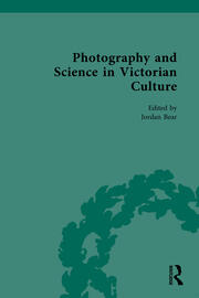 Photography and Science in Victorian Culture book cover