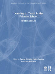 Learning to Teach in the Primary School book cover