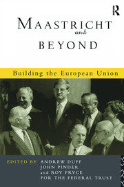 Maastricht and Beyond: Building a European Union book cover