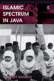 Islamic Spectrum in Java book cover